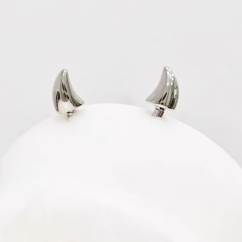 Hot Sale Cute Devil Horn Pierc - огляд і ціна Men Accessories Sale